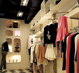 專業定制服裝鞋包貨架 打造品牌連鎖專賣店的視覺營銷利器